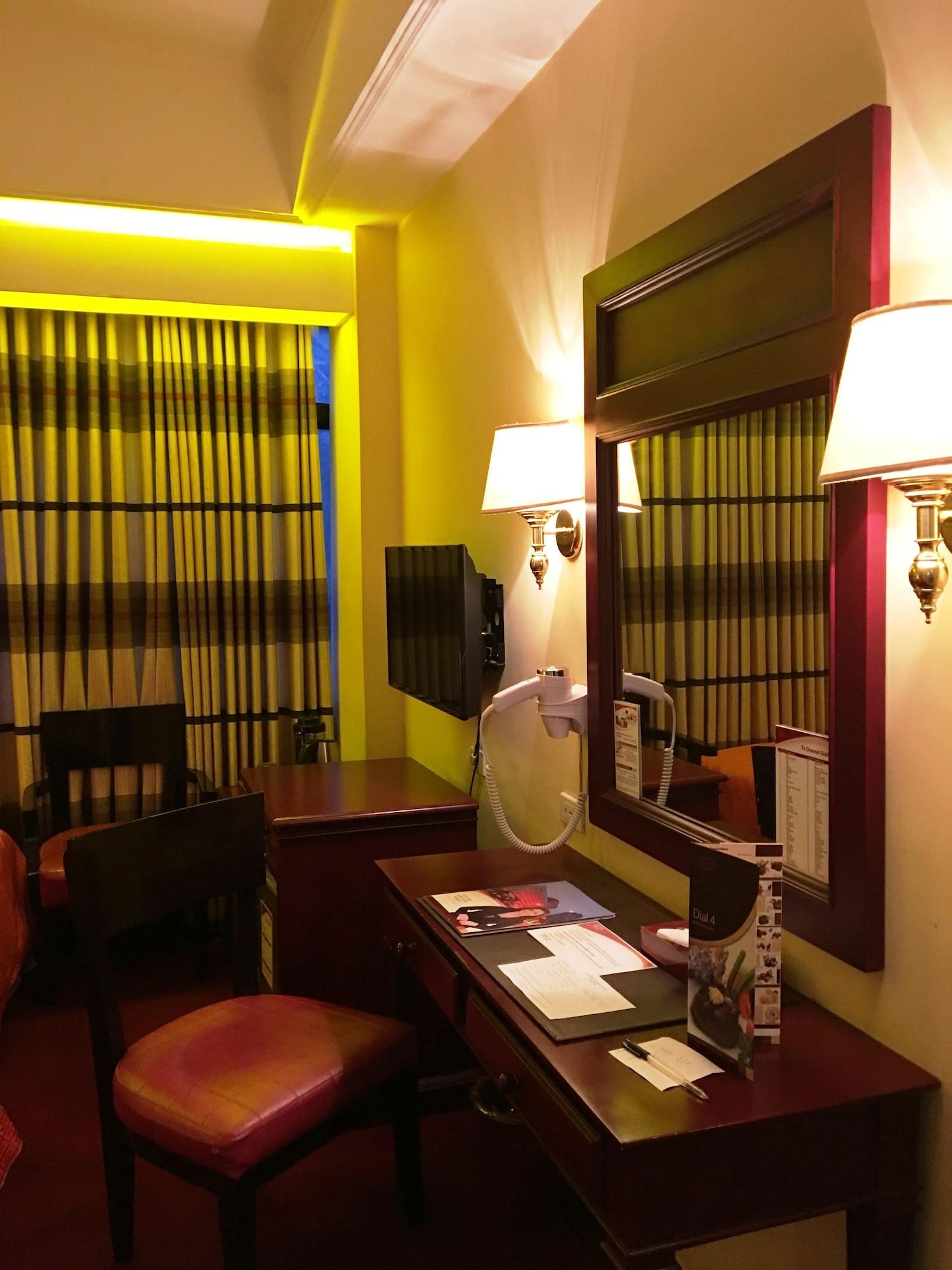 Bayview Park Hotel Manilla Buitenkant foto
