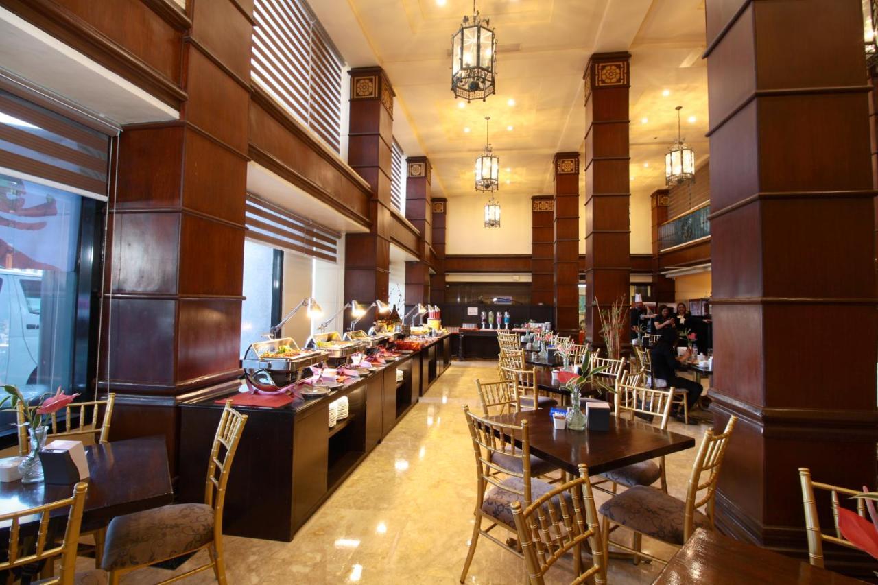 Bayview Park Hotel Manilla Buitenkant foto