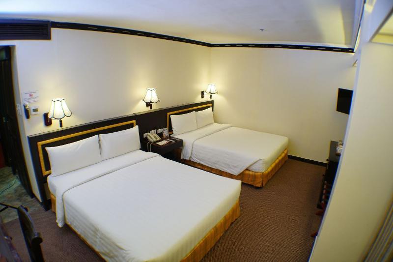 Bayview Park Hotel Manilla Buitenkant foto