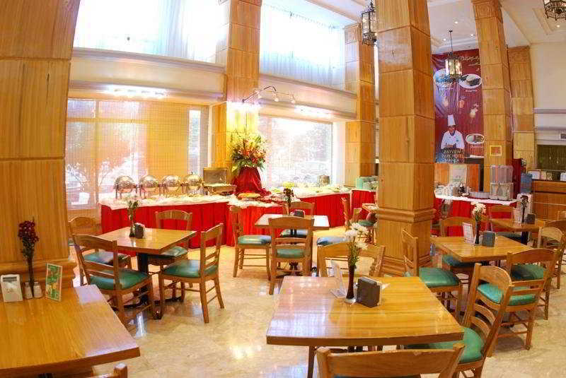 Bayview Park Hotel Manilla Buitenkant foto